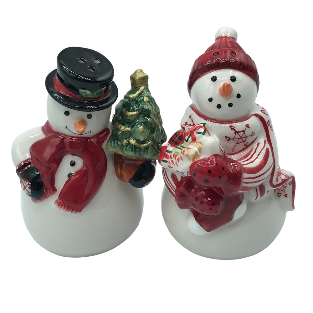 Sold! Harry and David Ceramic Festive Snowman Salt and Pepper Shakers Christmas